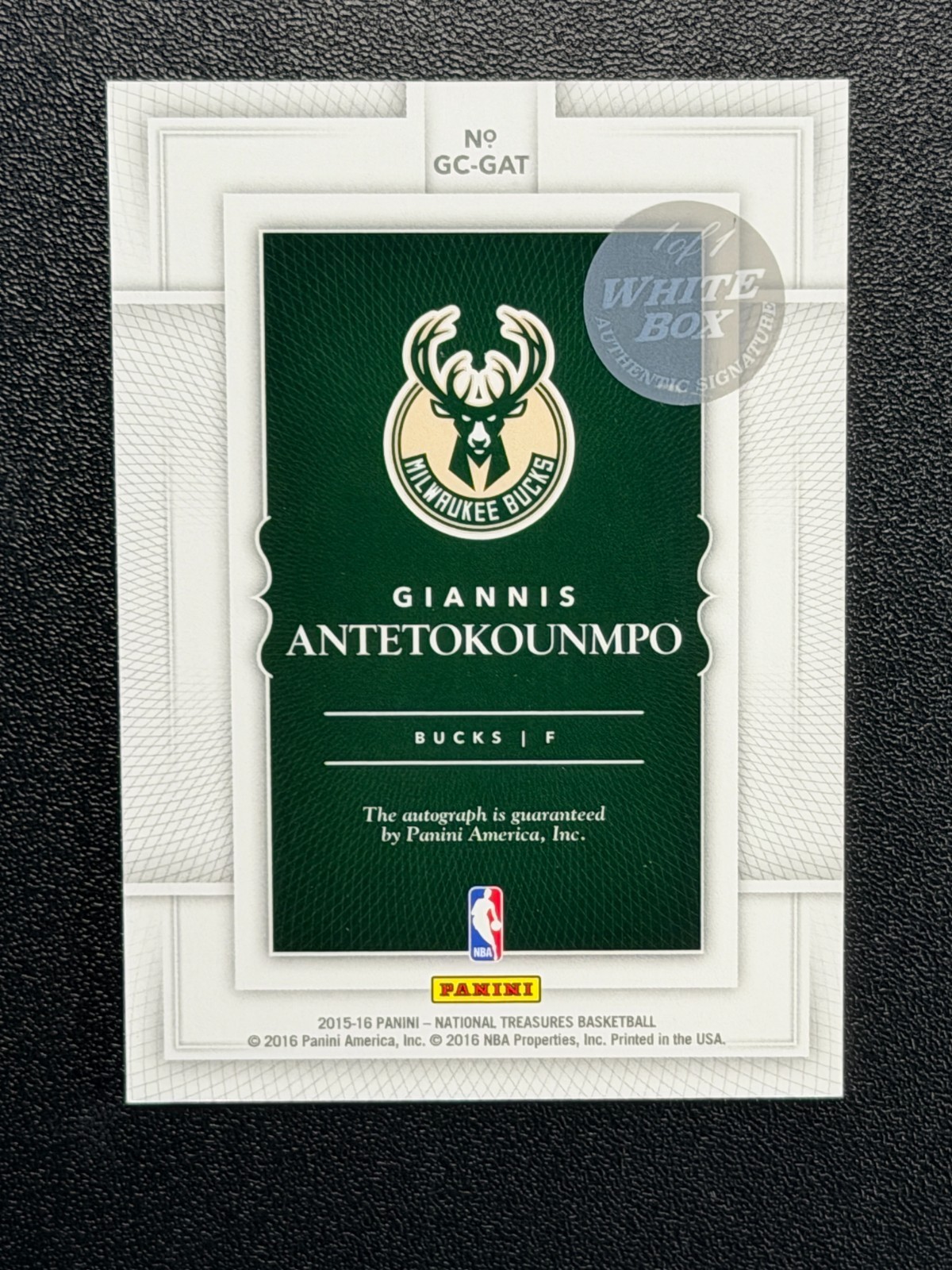 2015 Panini White Box NATIONAL TREASURES Auto Giannis Antetokounmpo GAME 1/1 view 2
