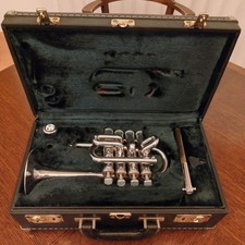 Yamaha YTR-9810 Bb/A piccolo trumpet