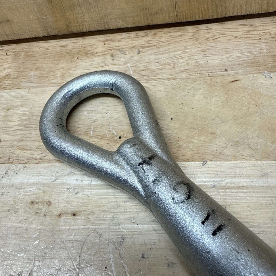 Infiniti G37 G37       2010 Hitch/Tow Hook/Winch 549983 2009 2010 2011 2012 2013 Foto 3 de 4