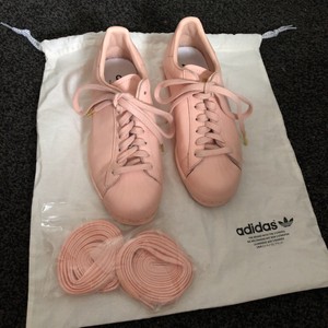 pink adidas superstar trainers