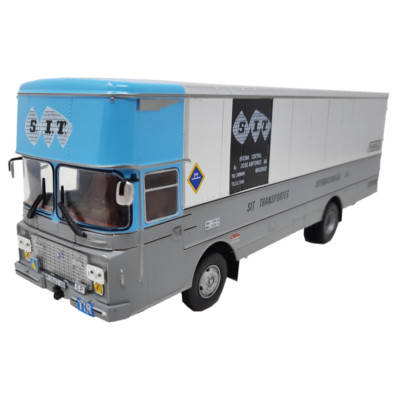 Pegaso Comet 5061 DR Gepolstert - SALVAT - 1/43