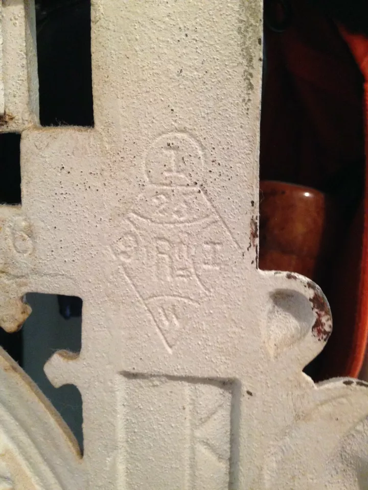 Antiguo gótico de hierro fundido paraguas de salón soporte inglés victoriano FIRMADO FALKIRK Foto 4 de 4