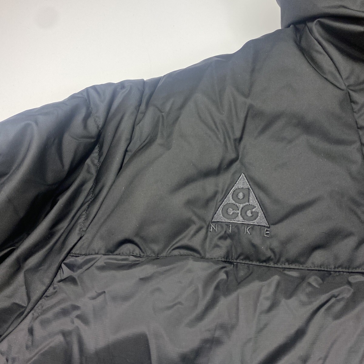 Nike ACG Down Fill Hooded Parka Black Puffer Jacket CD7662 Nike ACG Down Fill Hooded Parka Black Puffer Jacket CD7662