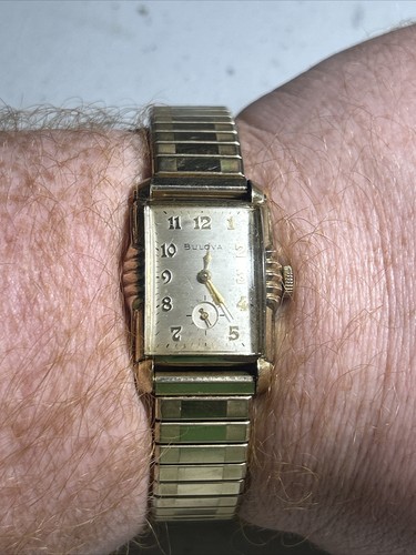 Vintage Bulova wristwatch Tank RGP 21 Jewels works - Picture 5 of 6