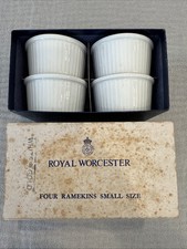 Royal Worcester Gold Lined - ribbed white ram...