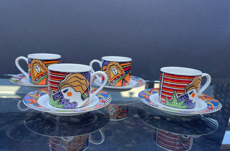 Vitromaster Metropolitan Espresso Cups and Saucers Set of 4 Vintage 1991 Pop Art