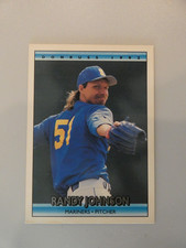 BASEBALL  CARD 1992 RANDY JOHNSON  #207