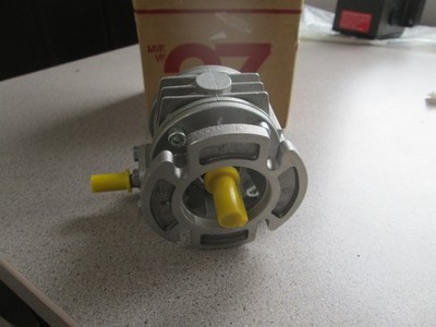 BONFIGLIOLI 100270180 MOTOR VF 27 F2 60 HS B3 **NEW**
