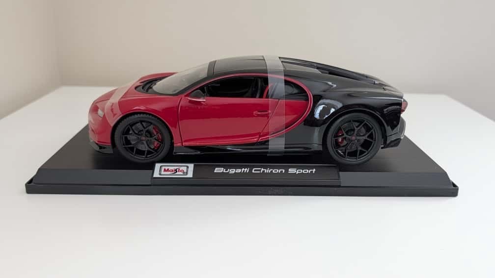 Maisto Special Edition Bugatti Chiron Sport 1:18 Red / Black Die