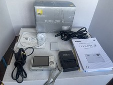 Nikon COOLPIX S9 Compact Digital Camera 6.1MP Silver Battery,Charger Please READ