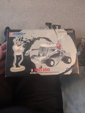 Corgi Classics 65201 Moon Buggy And James Bond 007 Figure Set
