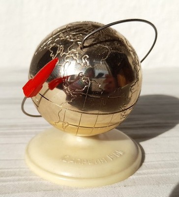 Wostok 1 Schreibtisch Globus Souvenir Sowjetunion Juri Gagarin Sputnik Raunfahrt