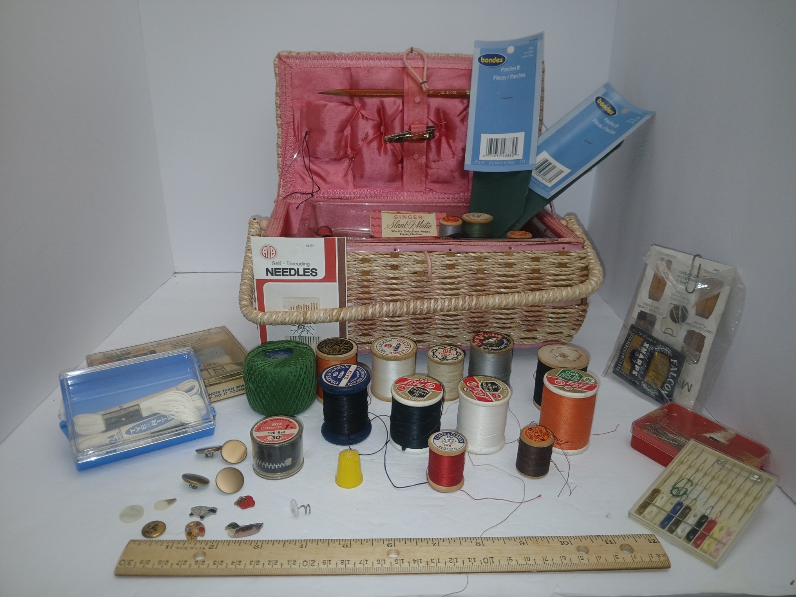 Vintage DRITZ PINK  Wicker Woven Sewing Box Basket w/Notions Contents 1960's