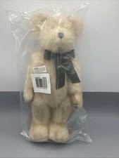 BOYD'S BEAR COLLECTION CREME BEARLEIGH STYLE 93228V TEDDY BEAR-Factory Sealed!!!