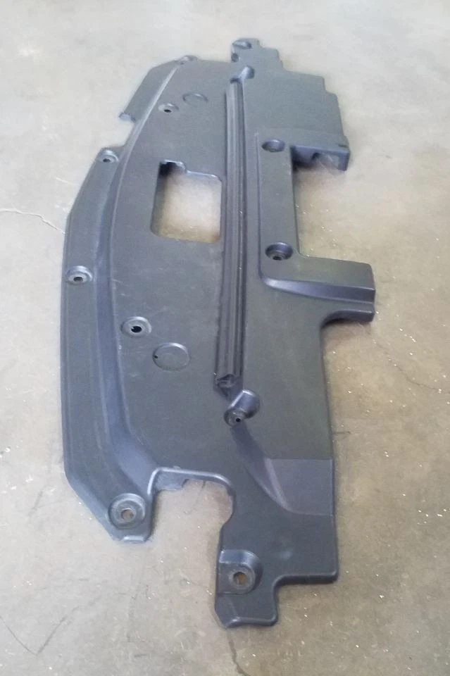 Deflector de aire del radiador superior | Ford Expedition 2011-2017 / Lincoln Navigator Foto 2 de 4