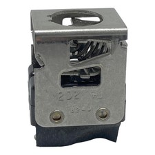 2D2 Honeywell DPDT Pushbutton Switch (OFF)-ON 5A/250V