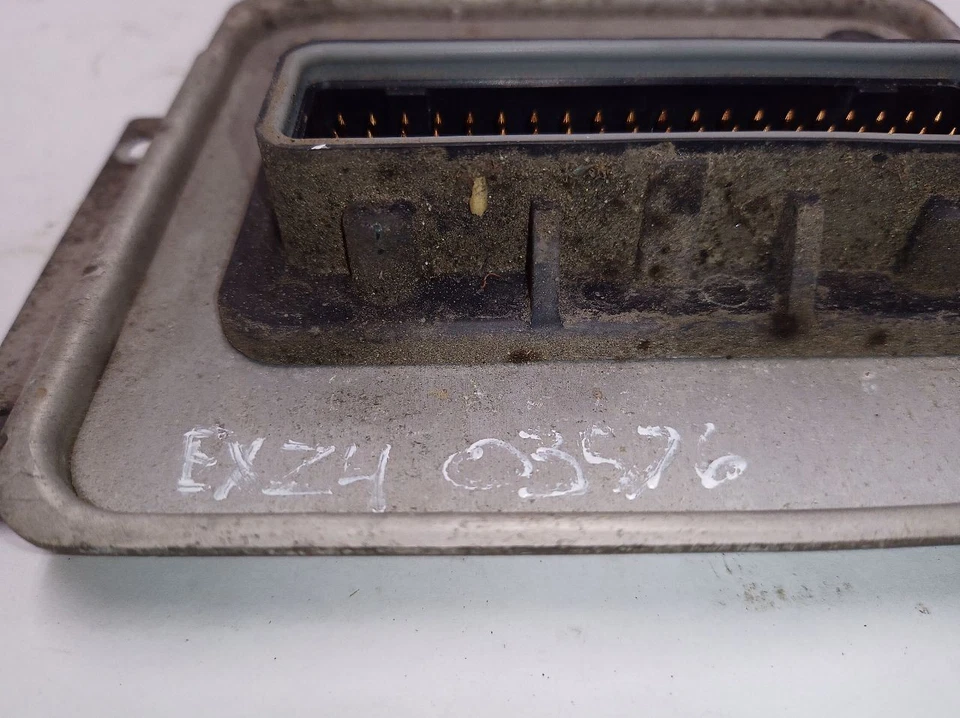 56051036AD Body Control Module BCM from 2004 RAM 2500 11529648 - Image 4 of 4