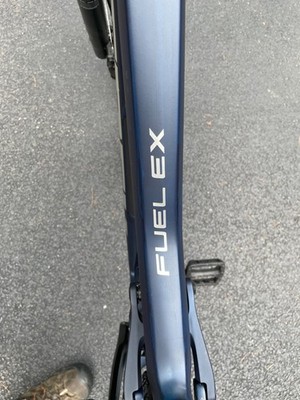 2022 Trek Fuel EX 9.7 SLX/XT OCLV Carbon, 29 2022 Trek Fuel EX 9.7 SLX/XT OCLV Carbon, 29