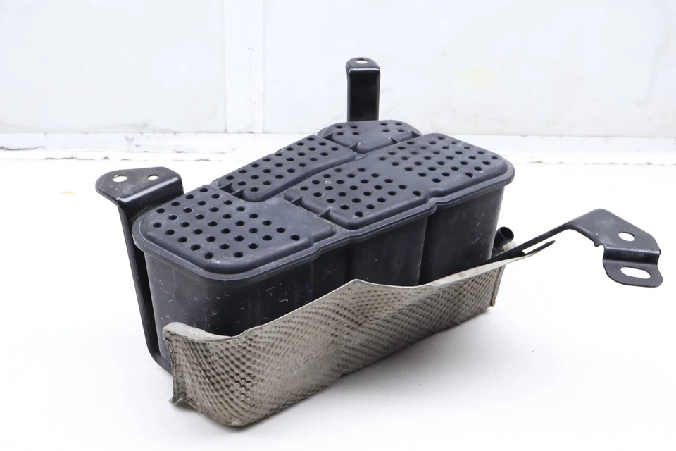 2018-2019 AUDI Q5 - FUEL EVAP Charcoal Canister 80A201797F - Image 2 of 4