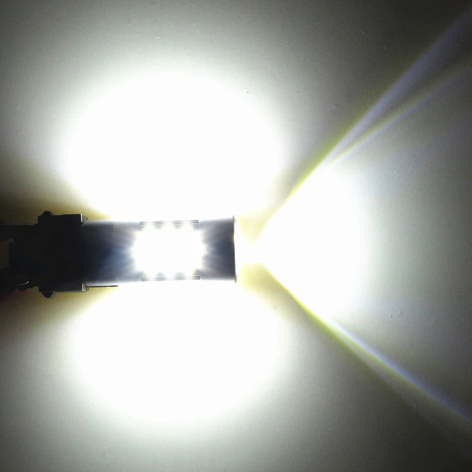 Allá Lighting 3157 54-LED Luz de señal de giro Freno Cola Marcador Bombillas de respaldo, Blanco Foto 2 de 4