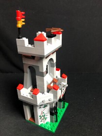 Lego 7948 Outpost Attack Knights Castle Kingdoms from 2010