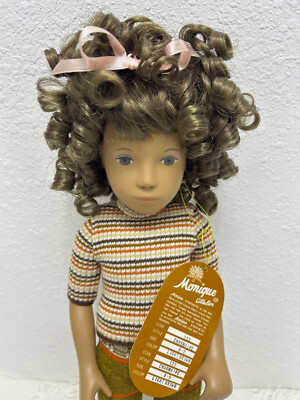 Monique Trading Wig Charmaine 8/9  Lt. Brown