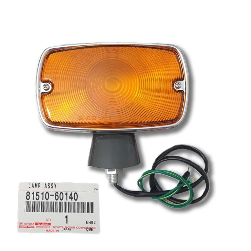 GENUINE OEM TOYOTA 81510-60140 LEFT FRONT TURN SIGNAL LAMP 1969-71