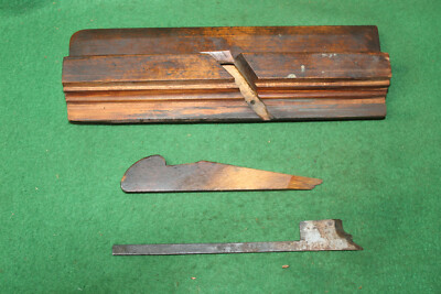 Fine Two Star ** Maker Ca 1831 Bewley, NY 7/8'' Ogee Moulding Plane Inv#RS20