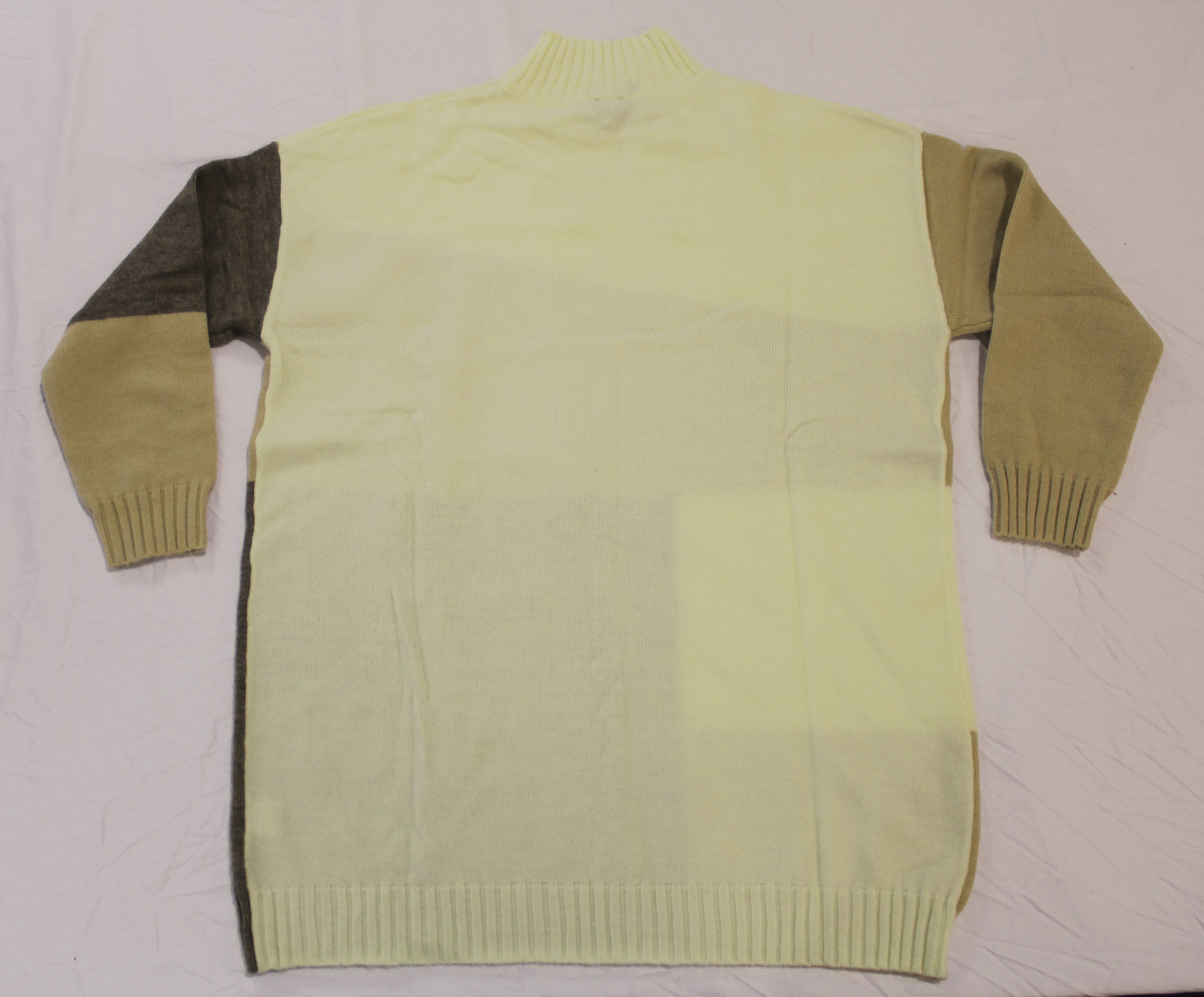 Cozy Co. By Cozy Casual Women's L/S Colorblock Sweater EJ2 Natural Medium/Large 