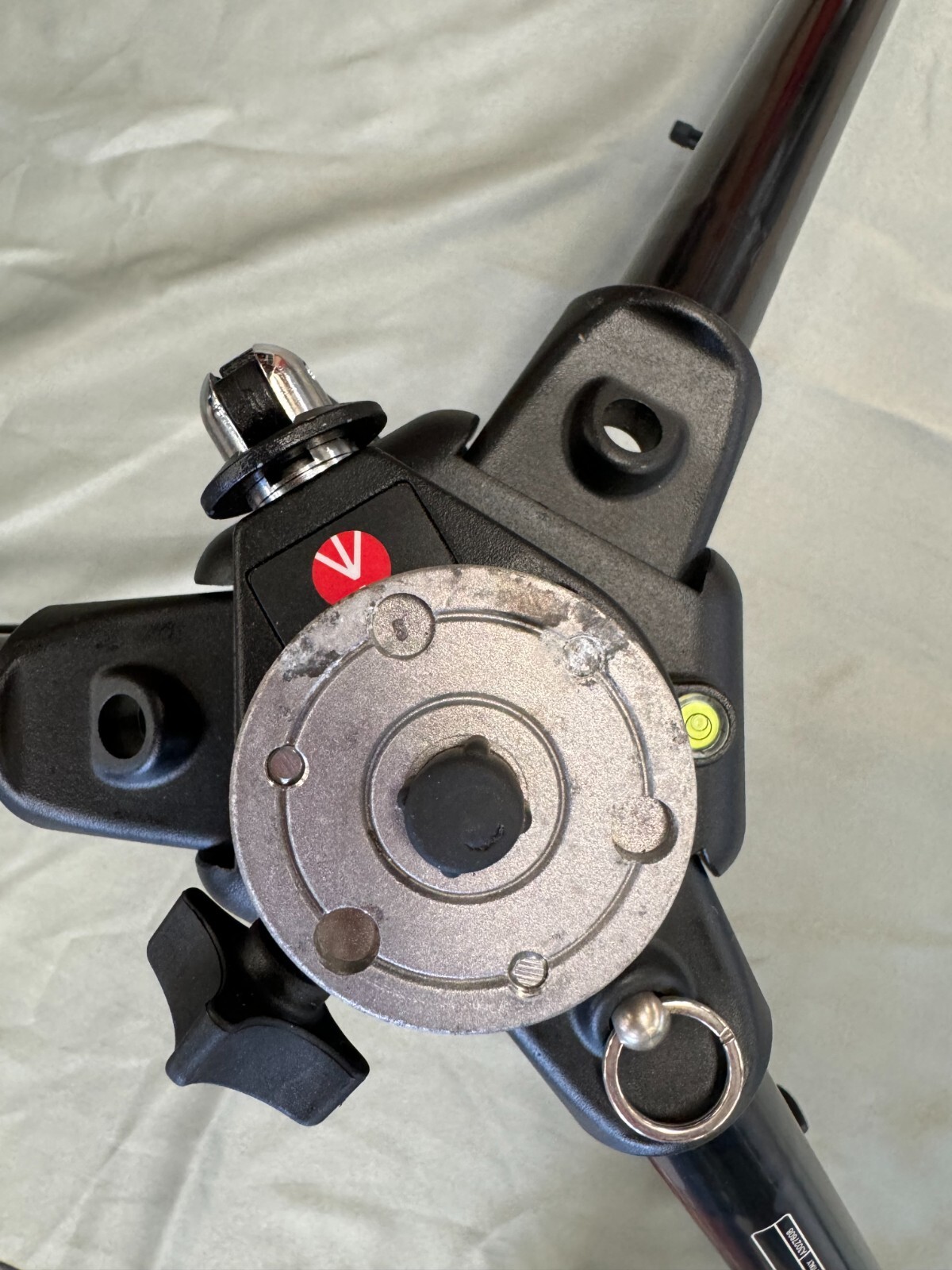 Trépied Manfrotto 117B rigide avec jambes à double entretoise - 3