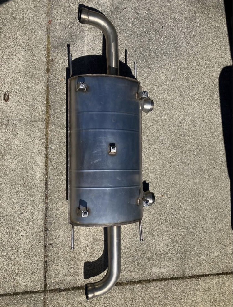 Aston Martin Rapide - Quicksilver Exhaust