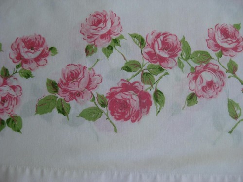 VTG Twin Flat and Fitted Sheet Set Pink Roses on White USA Cotton Blend Percale - Picture 2 of 11