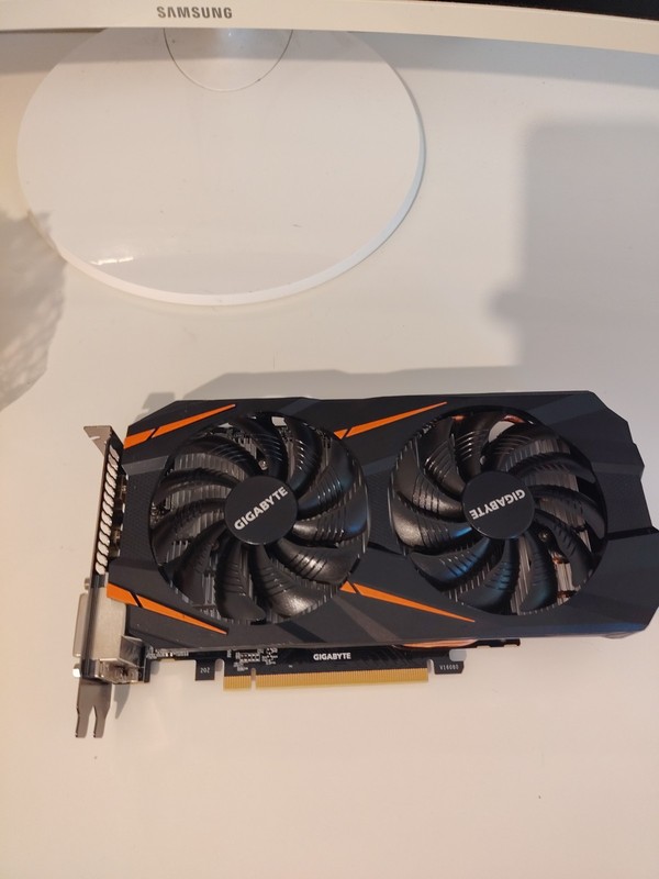 NVIDIA GeForce GTX 1060 3GB - Gigabyte Windforce OC Graphics Card