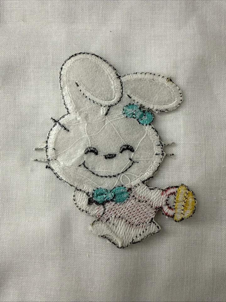 Manta de bebé vintage con parche de apliques para planchar con conejito Foto 2 de 2