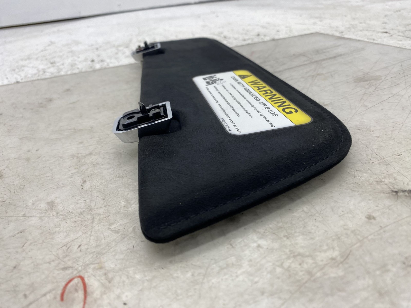 2019 2020 2021 2022 2023 ASTON MARTIN VANTAGE OEM FRONT LEFT SUN VISOR SHADE