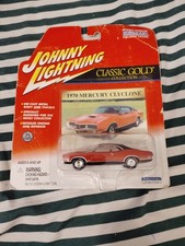 1970 Mercury Cyclone  2002 Johnny Lightning Classic Gold Collection  164