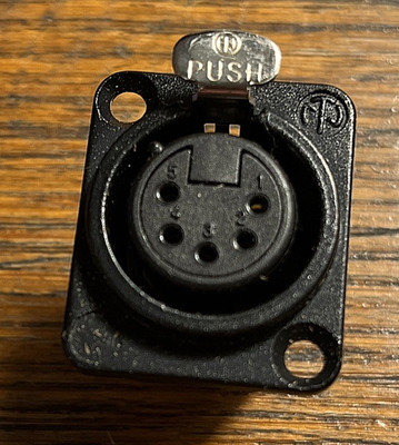 NEUTRIK XLR-Einbaustecker NC5 FD-L1 B 5-pol, female, goldene Kontakte NEU