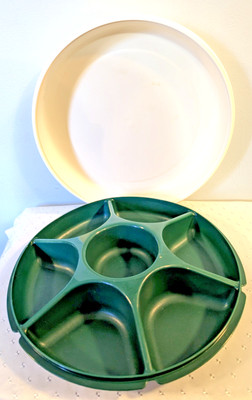 Tupperware-Chip n Dip Tray-Divided Vegetables Fruit- Green w/ White Lid-Large