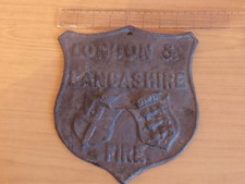 CE17: Lead firemark London & Lancashire 23cm high / 21cm wide 1670gms