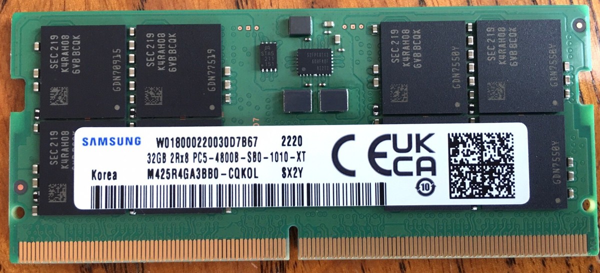 Samsung 32GB メモリ DDR5 M475R4GA3BB0-CQKOL Samsung 32GB PC5 38400 DDR5 4800 MHz SODIMM Laptop Memory p/n