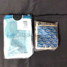 Lot of 2 Silkies Control Top Pantyhose Medium Jet Black 030208 Off White 070209