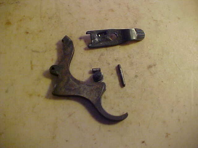 *Mossberg Model 185KB 20 Ga. trigger and safety assy w pin