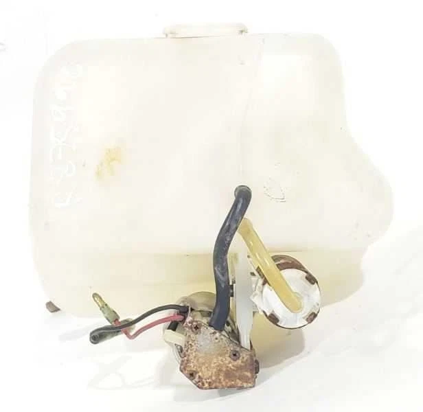 Nissan 280ZX 1983 OEM depósito de líquido de lavadora mucho desgaste pero funciona probado Foto 2 de 4