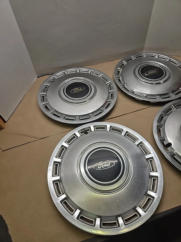 Ford Tempo: 1984, 1985, 1986, 1987, juego de 4 tapacubos de fábrica de 13 pulgadas originales  Foto 2 de 4