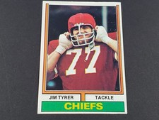 1974 TOPPS FOOTBALL #085 JIM TYRER HIGH GRADE NR MINT + BEAUTIFUL