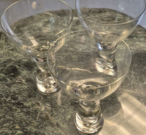 Set Of 3 Clear Glass Cocktail Glasses 12cm Tall 10cm Diameter