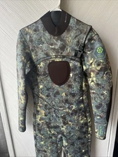 3/2mm Xcel Men’s Large Dive Suit