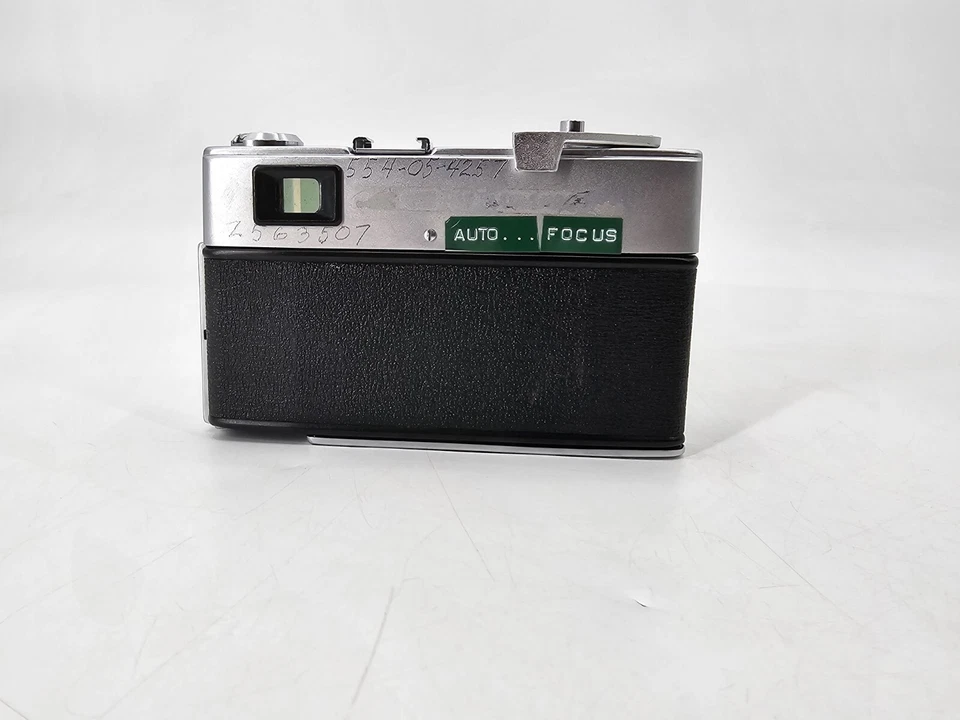 Cámara fotográfica Minolta Hi-Matic 7 telémetro 35 mm con lente Rokkor-PF 45 mm f/1,8 Foto 3 de 4