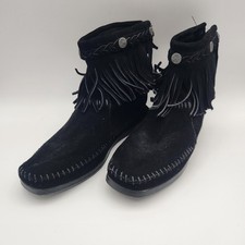 Minnetonka Womens Suede Fringe Ankle Boots Black Zip Moccasin Style Boho Size 7