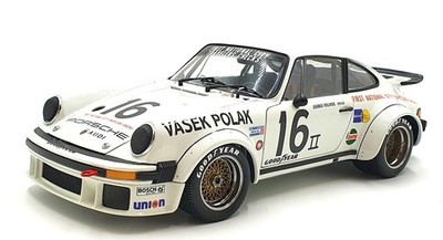 エグゾト 1/18 ポルシェ934RSR ホワイト EXOTO Exoto 1/18 Scale Diecast - RLG18094 - Porsche 934 RSR Polak #16